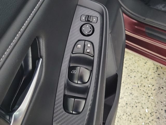 Used 2024 Nissan Sentra SV FWD image 22