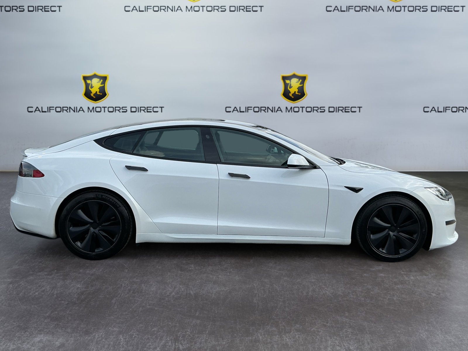 Used 2021 Tesla Model S Plaid AWD/4WD image 4