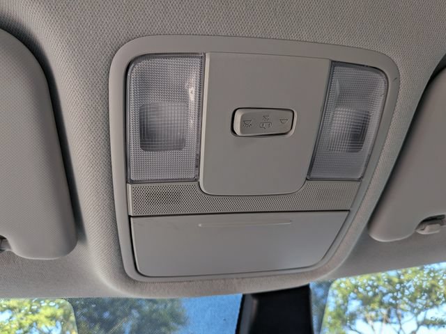 Certified 2025 Kia Soul LX w/ LX Technology Package FWD image 20