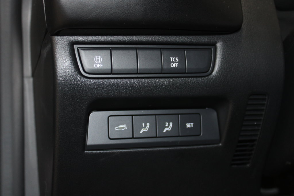 Used 2025 MAZDA CX-50 AWD 2.5 S w/ Premium Plus Pkg image 7
