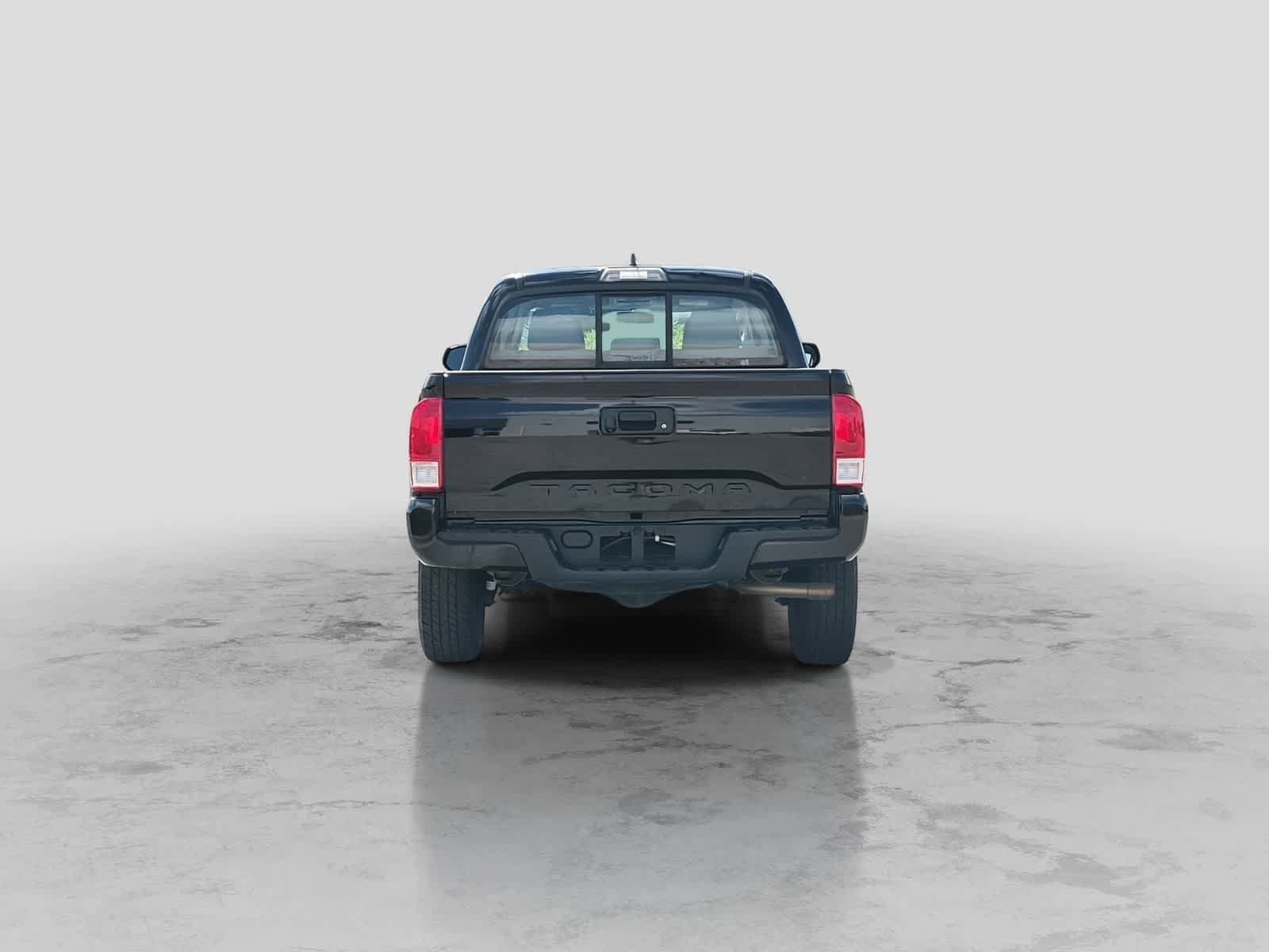 Used 2017 Toyota Tacoma SR RWD image 7