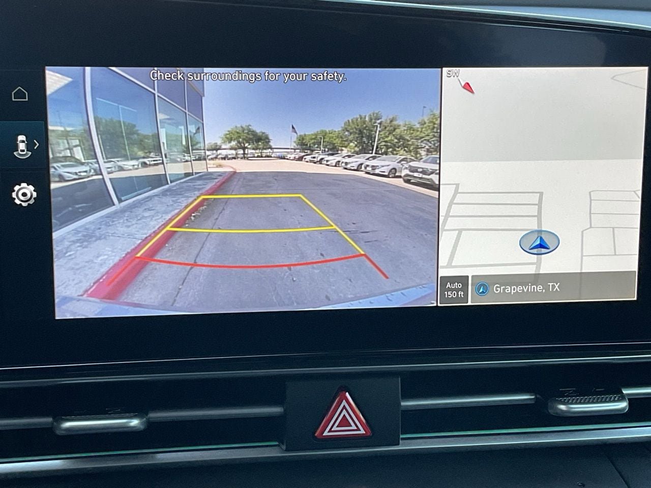 Used 2025 Hyundai Elantra SEL image 29