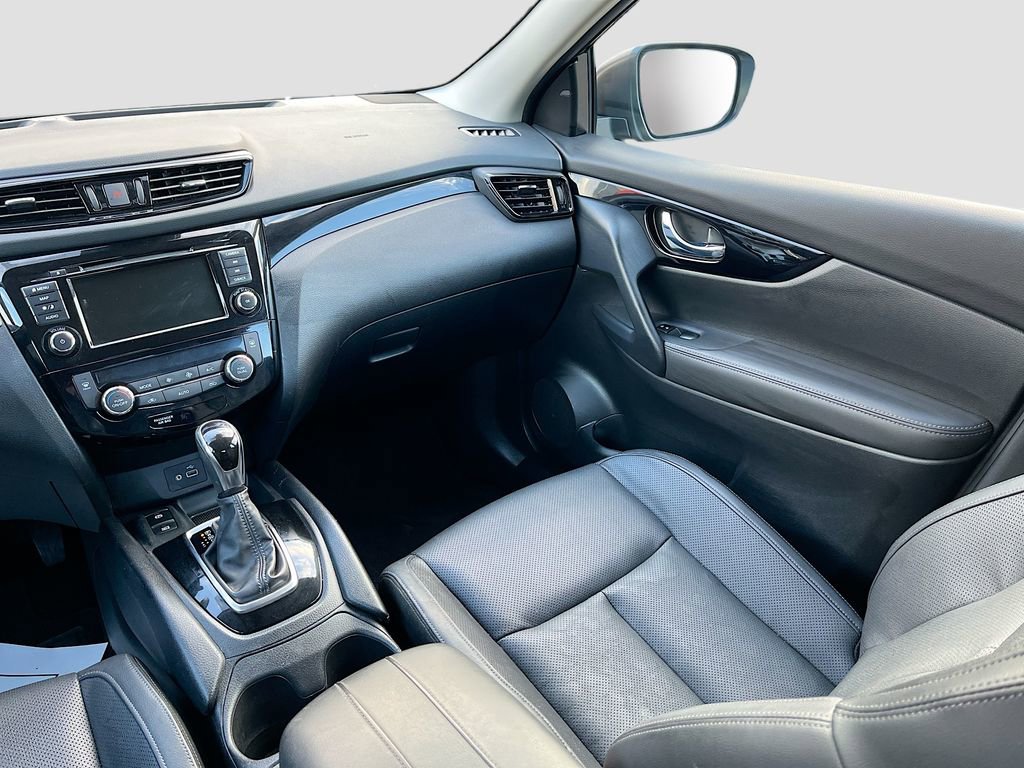 Used 2022 Nissan Rogue Sport SL image 24