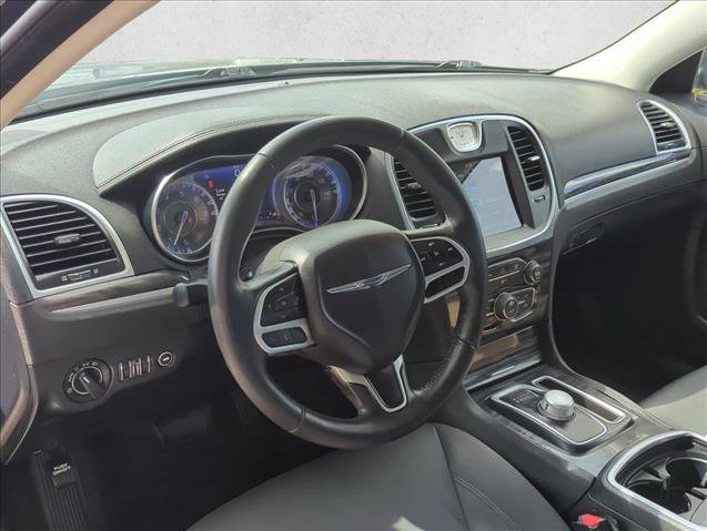 Used 2018 Chrysler 300 Touring w/ Sport Appearance Package RWD image 11