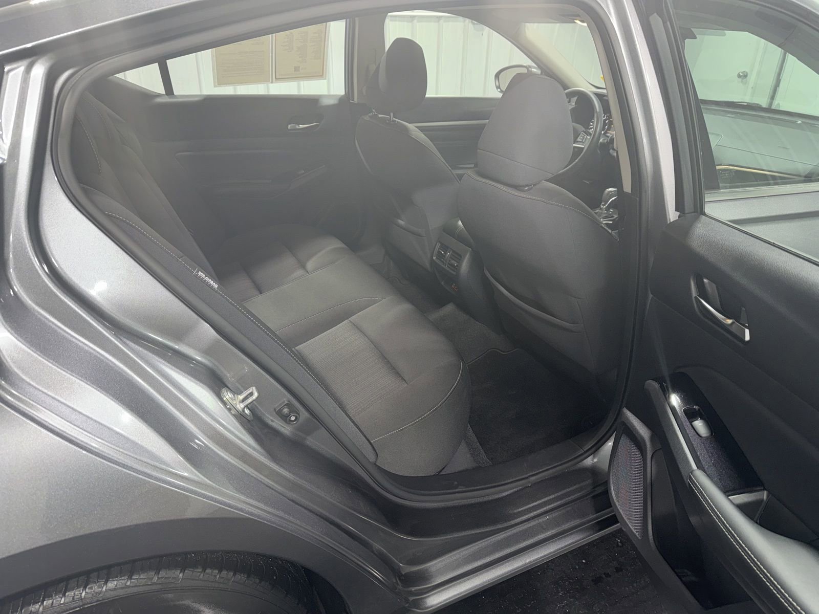 Used 2020 Nissan Altima 2.5 SV image 12