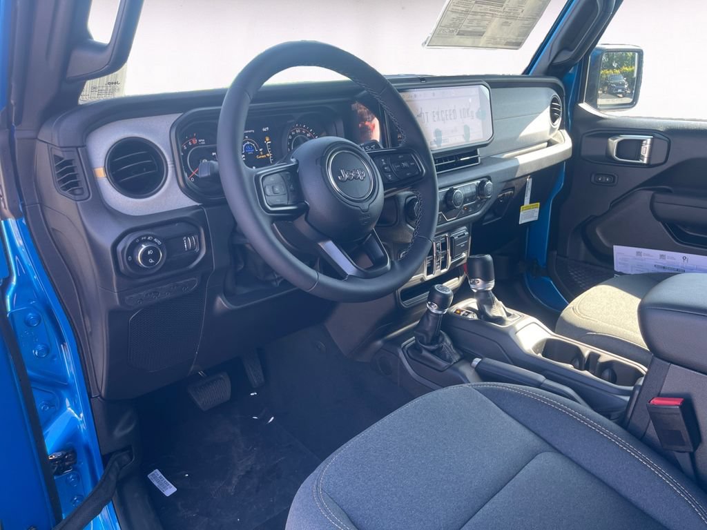 New 2026 Jeep Gladiator Sport AWD/4WD image 10