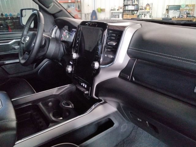Used 2025 RAM 1500 Laramie image 22