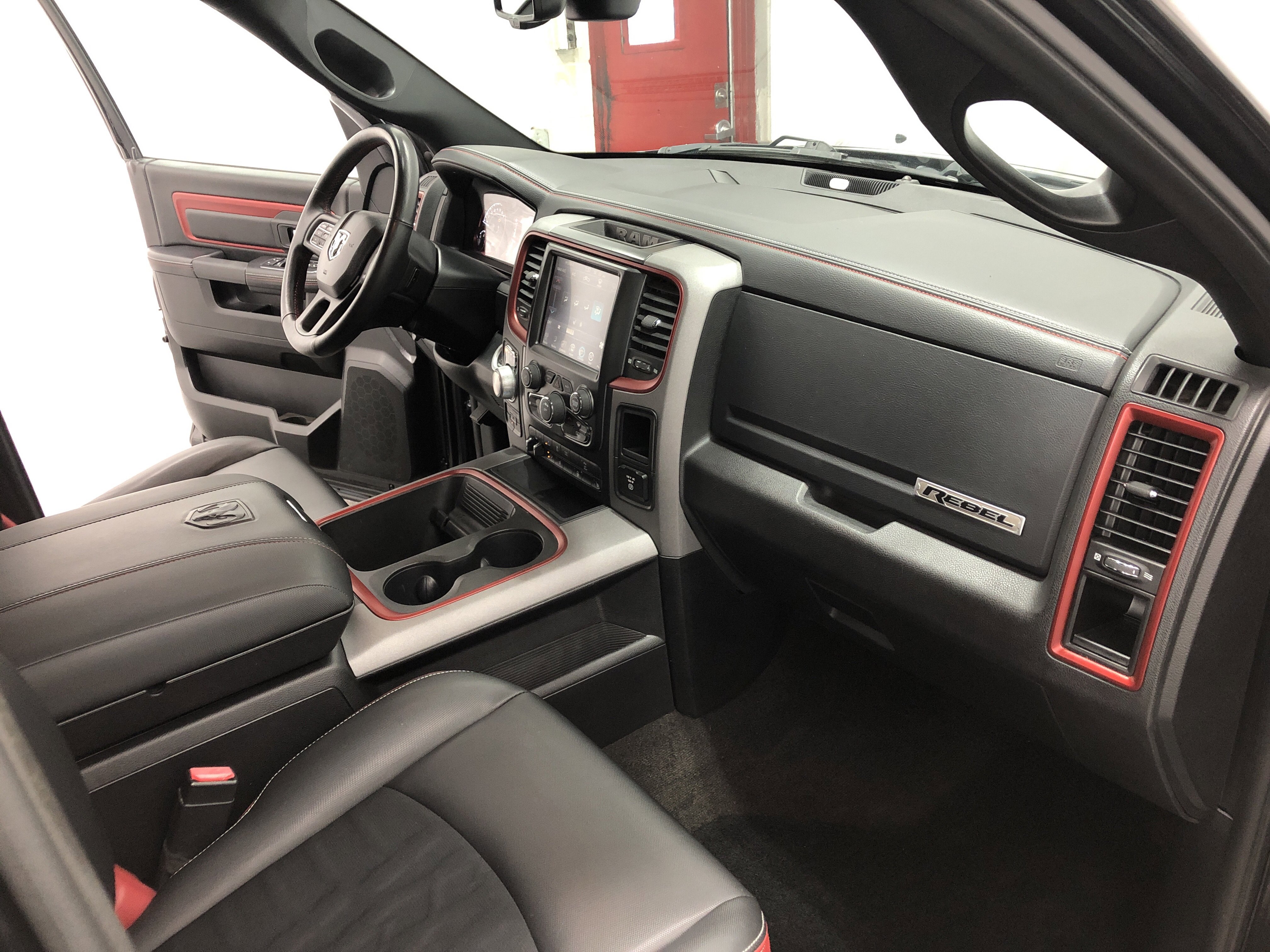 Used 2016 RAM 1500 Rebel w/ Luxury Group image 12