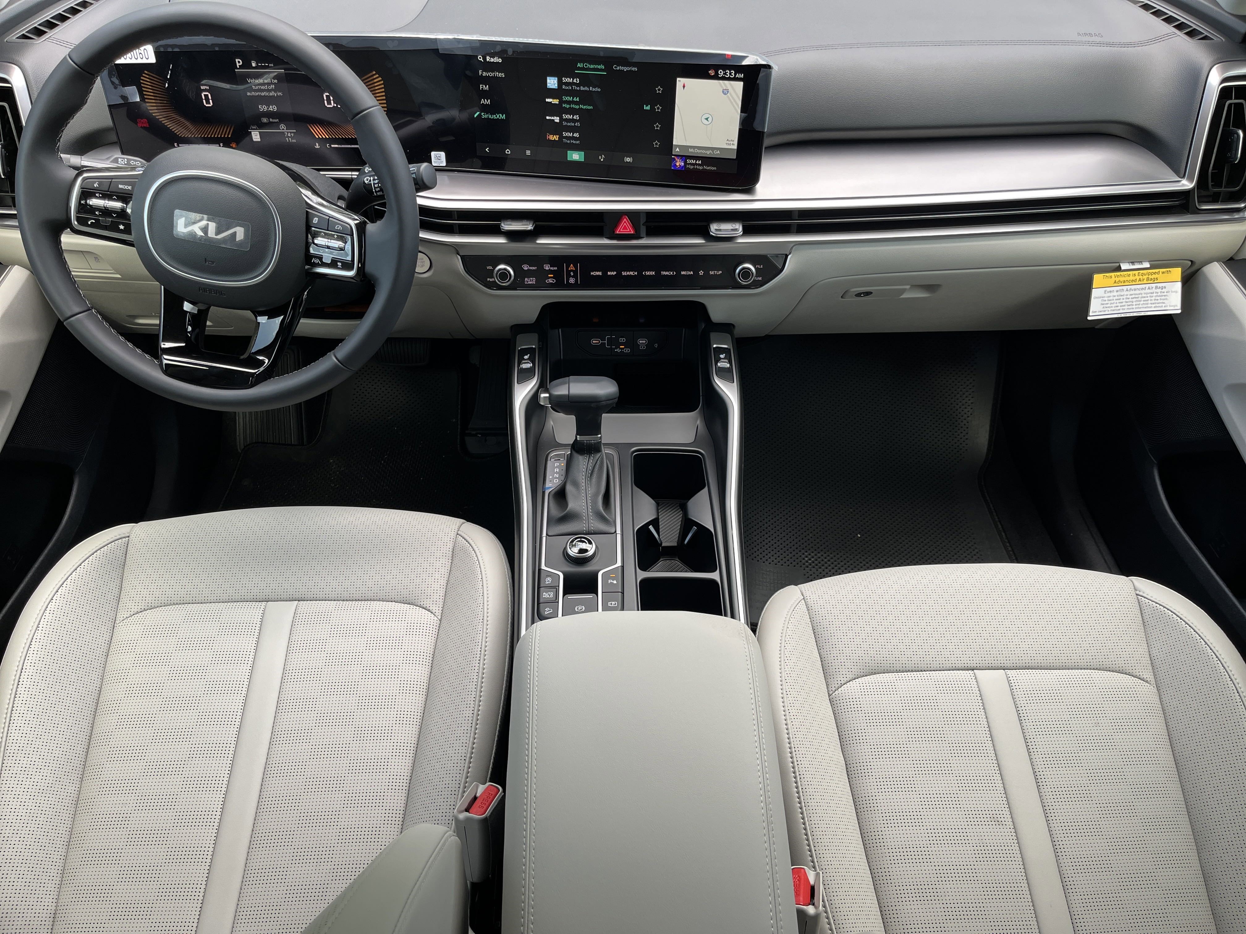 New 2025 Kia Sorento S image 3