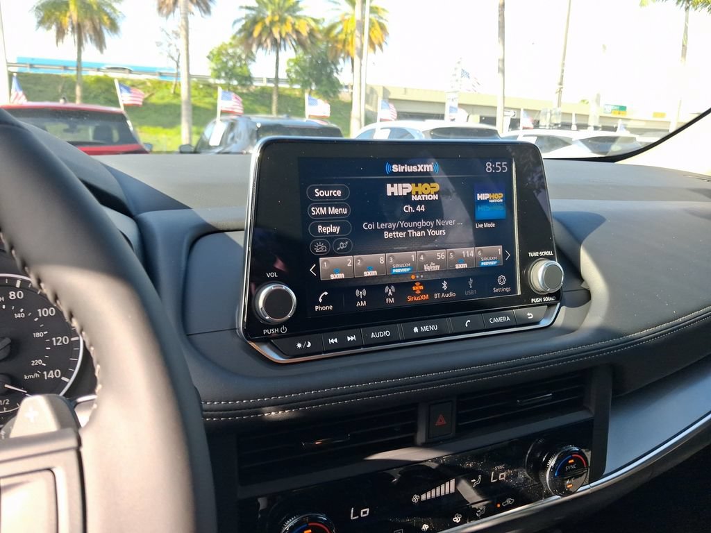 Used 2026 Nissan Rogue SV FWD image 25