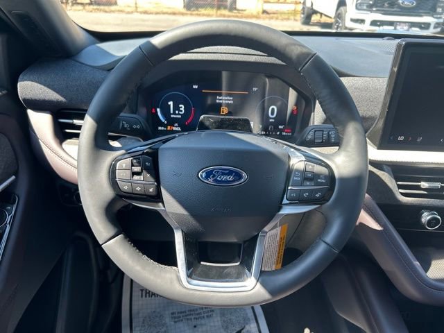 New 2026 Ford Explorer Platinum image 14