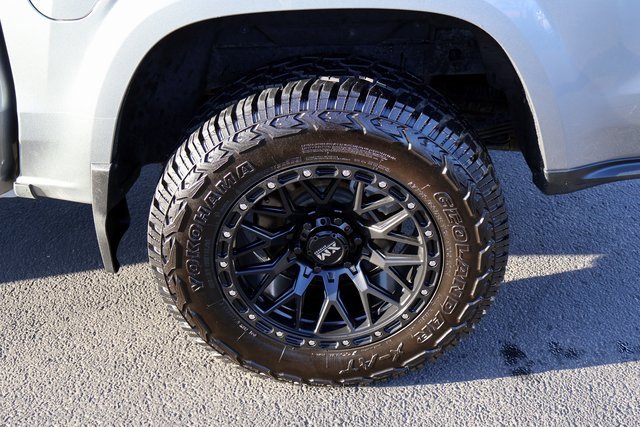 Used 2023 Chevrolet Colorado W/T image 18