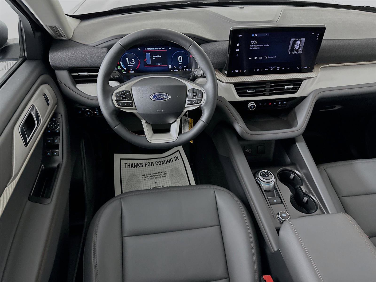 New 2026 Ford Explorer Active w/ Active Comfort Package image 24