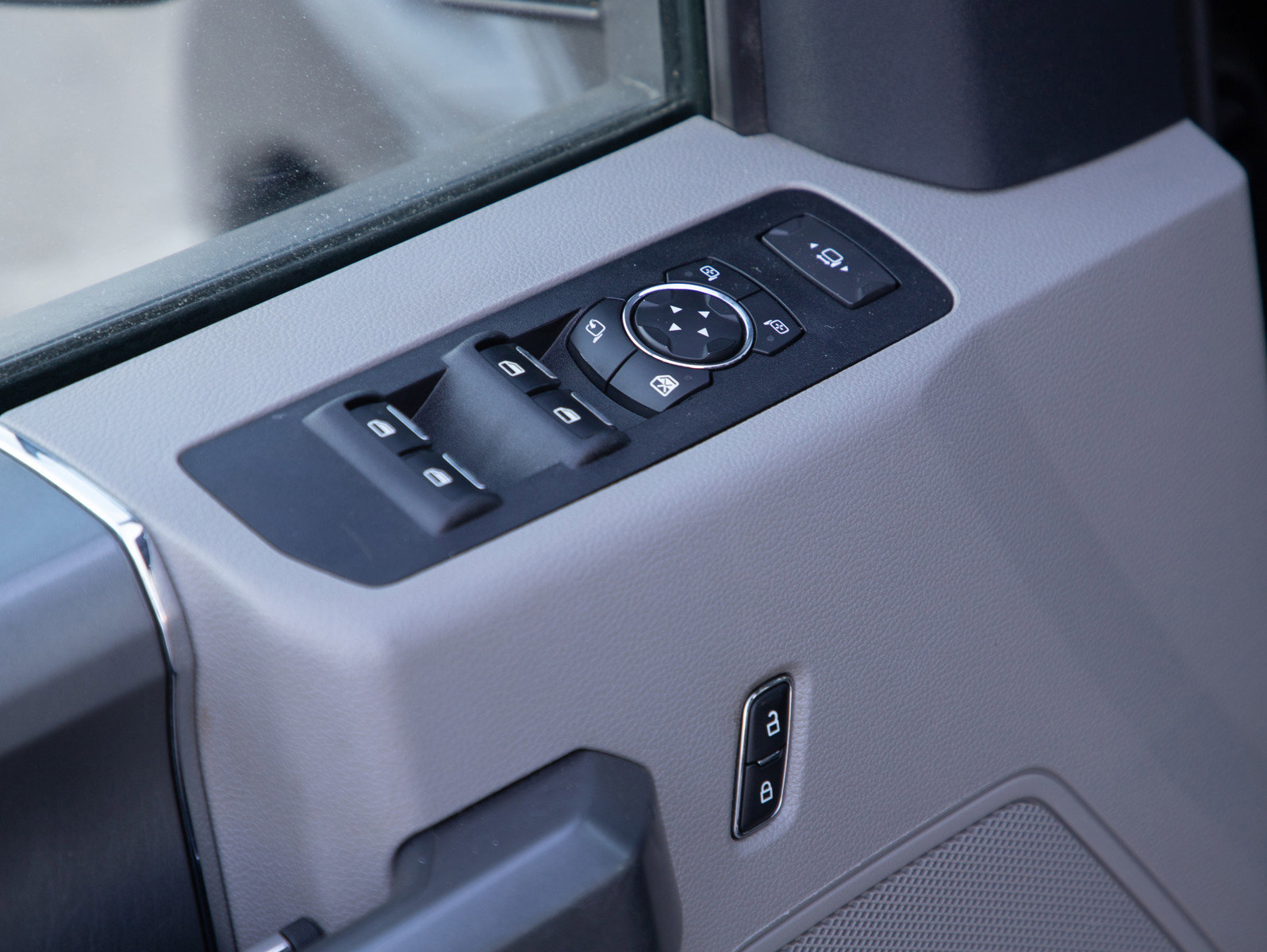 Used 2022 Ford F250 XLT w/ XLT Premium Package image 21
