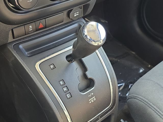 Used 2017 Jeep Patriot Sport w/ Power Value Group FWD image 21