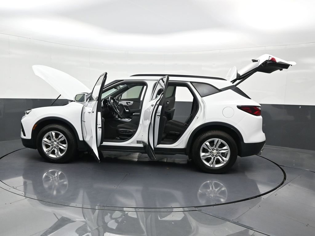 Used 2020 Chevrolet Blazer LT image 36