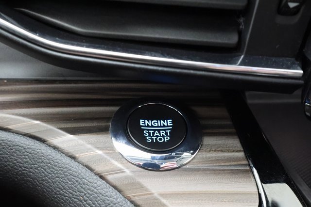 Used 2022 Ford Explorer Limited w/ Equipment Group 301A image 19