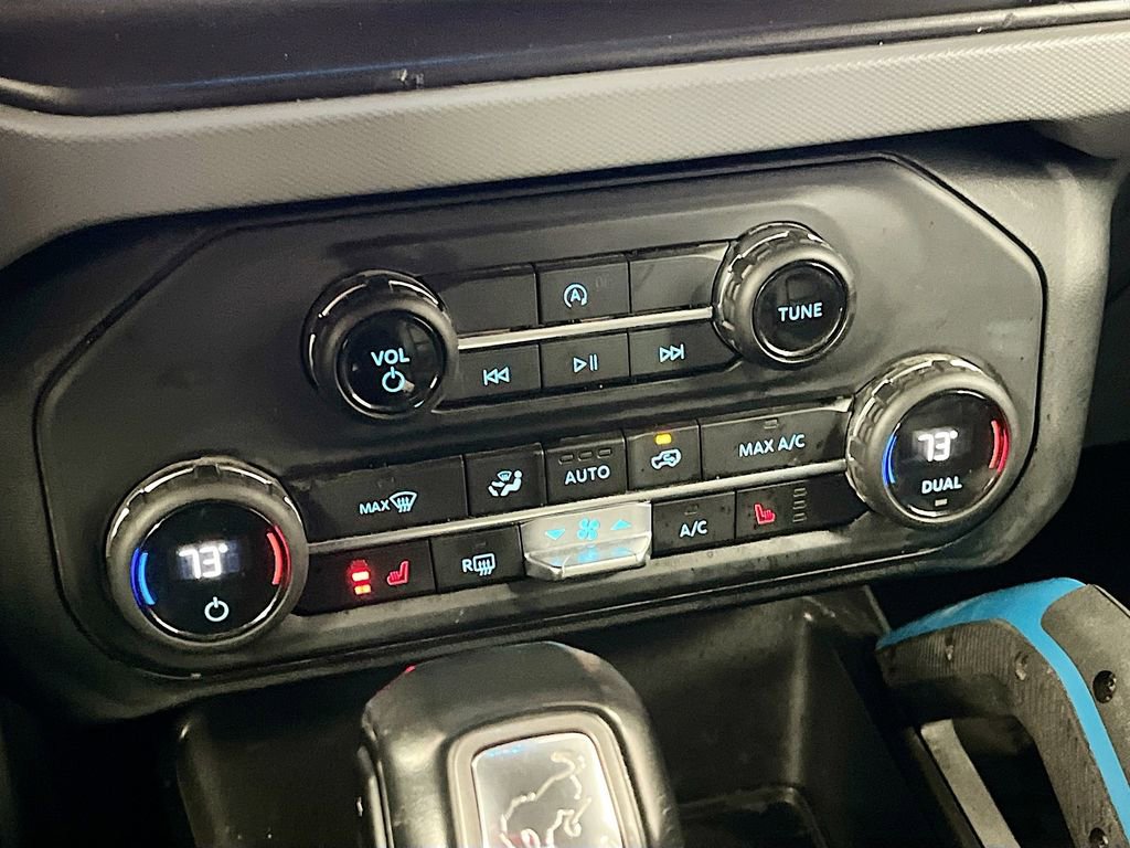 Used 2023 Ford Bronco Black Diamond w/ Sasquatch Package image 7