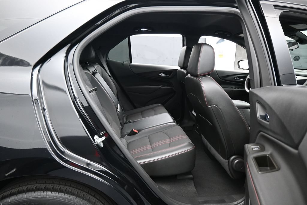 Used 2023 Chevrolet Equinox RS FWD image 35