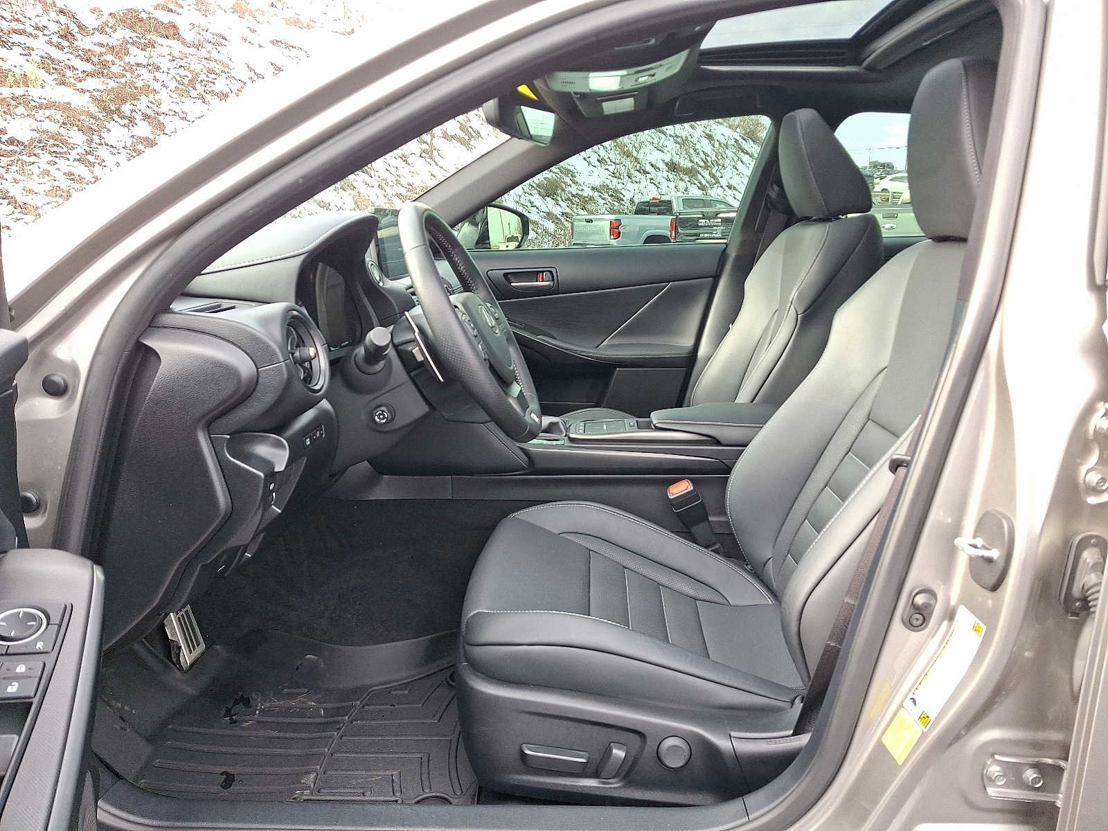 Used 2023 Lexus IS 350 F Sport w/ Memory Package image 13