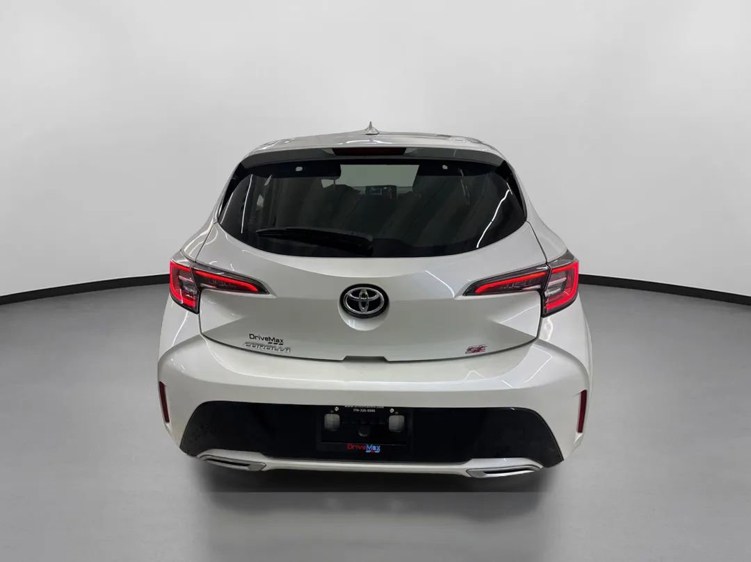 Used 2019 Toyota Corolla SE w/ SE Option Package image 8