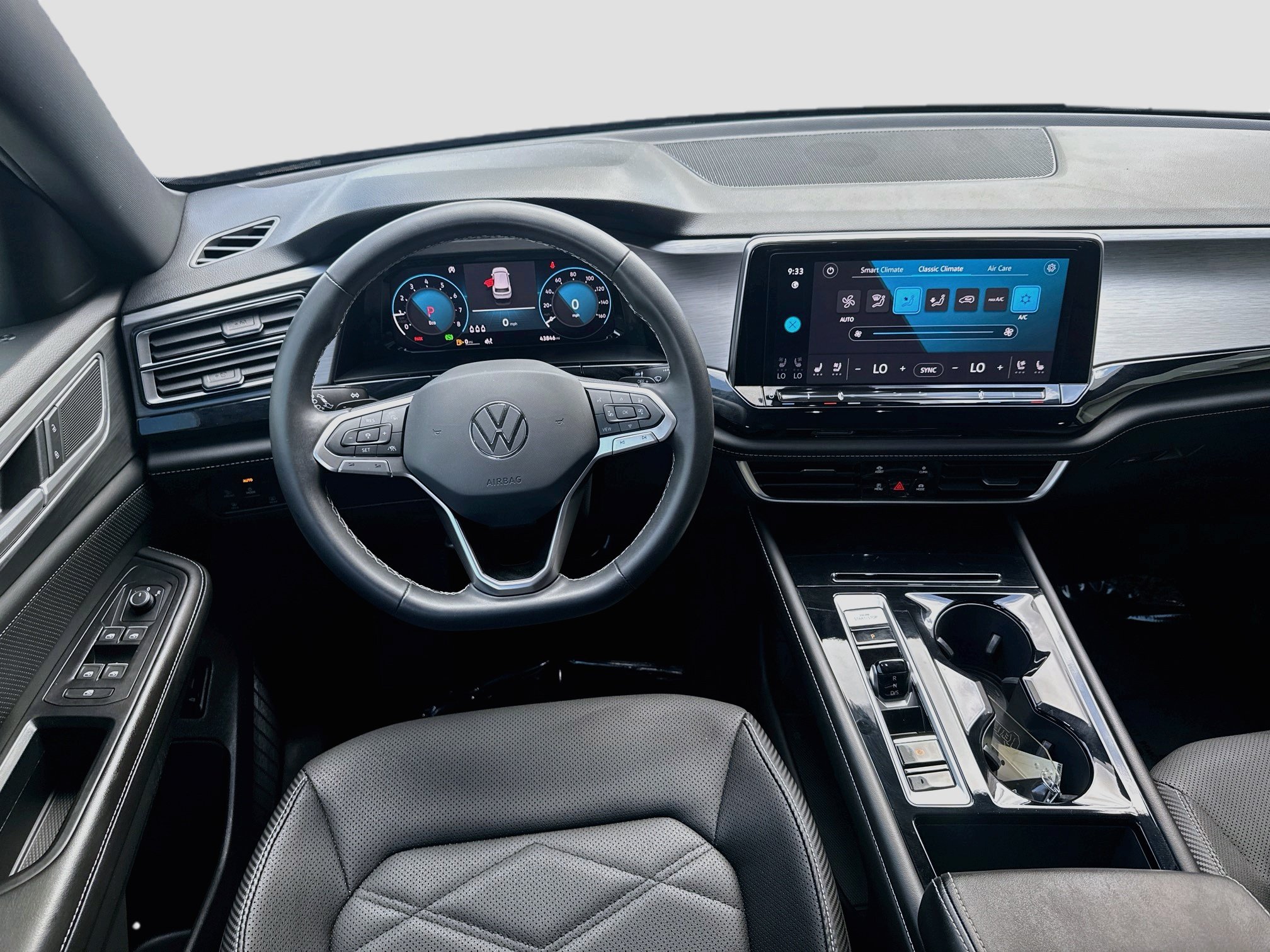 Certified 2024 Volkswagen Atlas Cross Sport SE FWD image 20