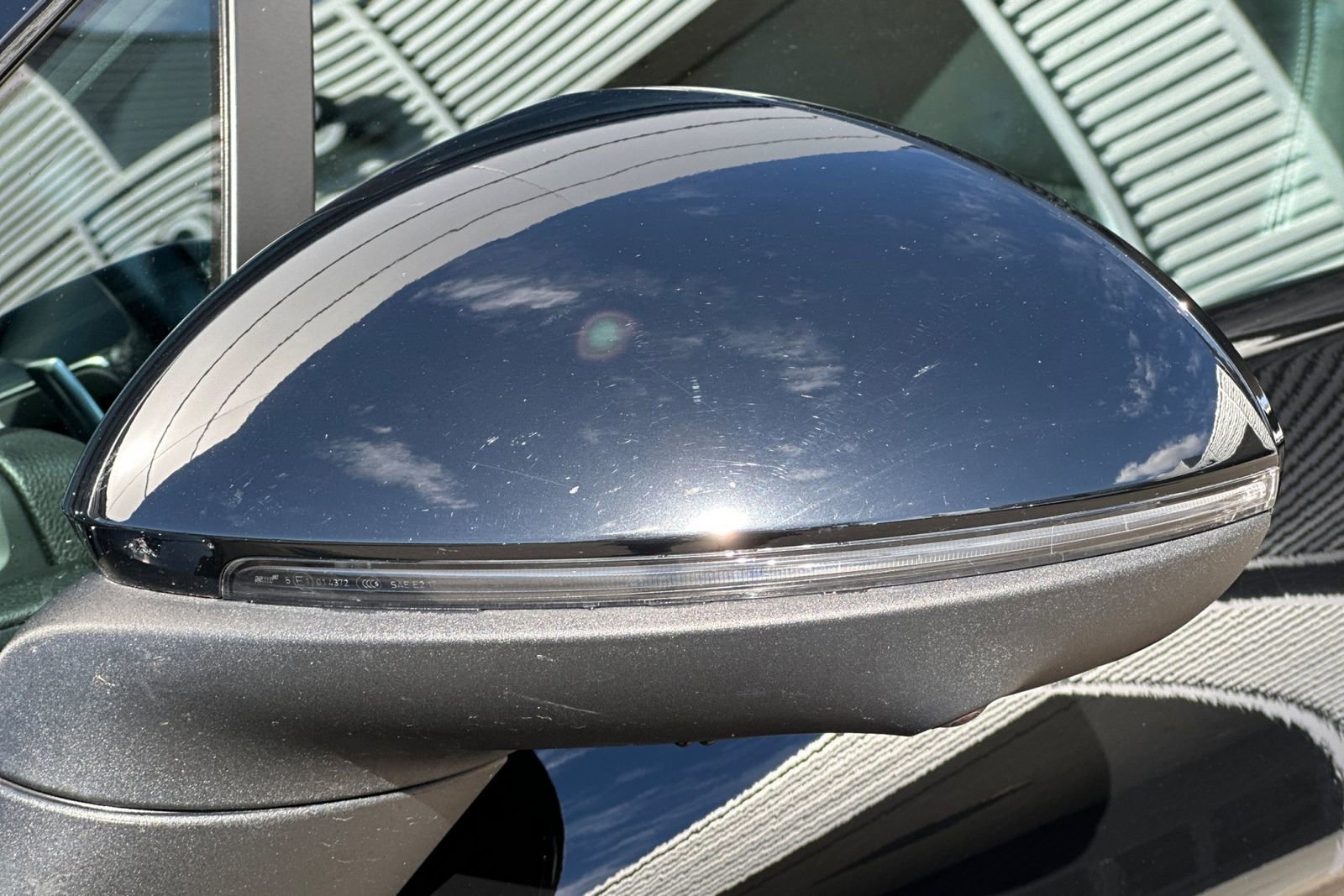 Used 2021 Porsche Cayenne image 40