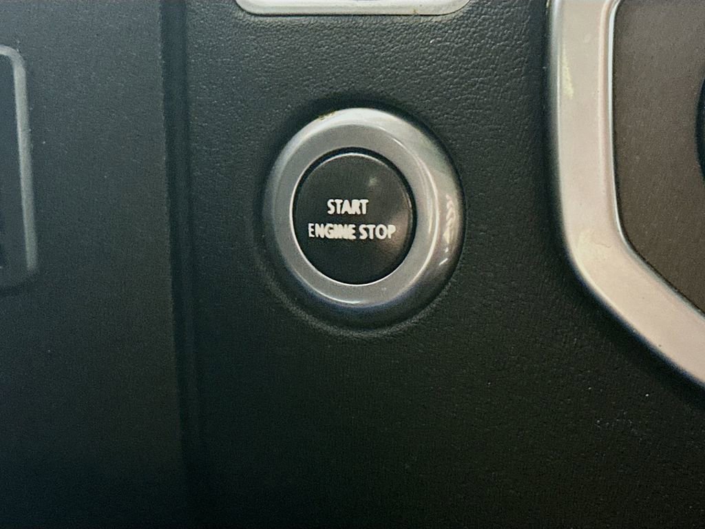 Used 2016 Land Rover LR4 HSE image 27