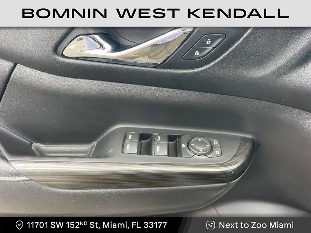 Used 2018 GMC Acadia SLT image 5