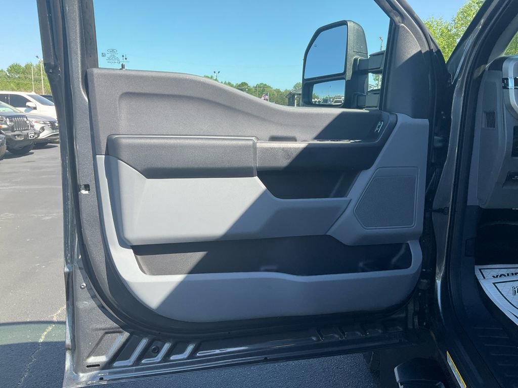 New 2026 Ford F450 XL image 17