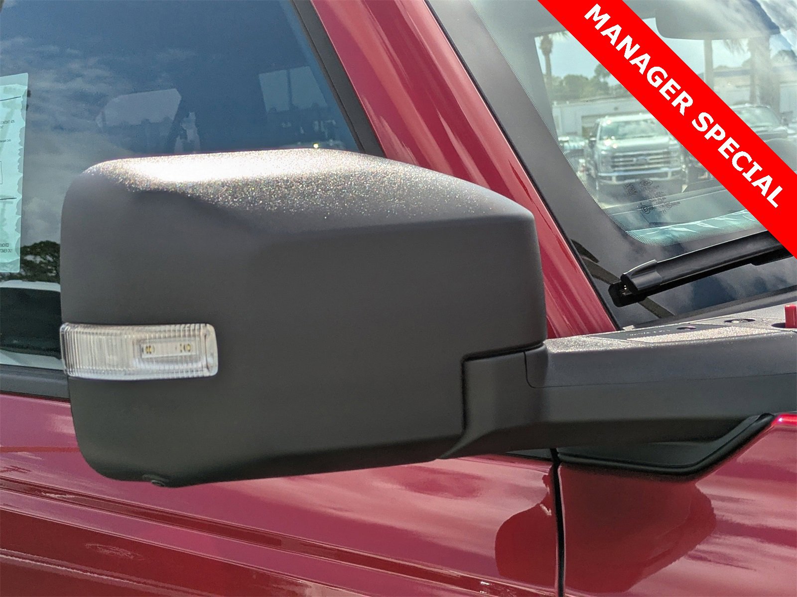 New 2025 Ford Bronco Badlands image 10