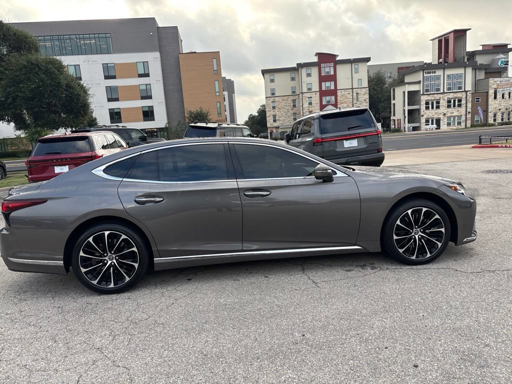 Used 2023 Lexus LS 500 w/ Luxury Package RWD image 6