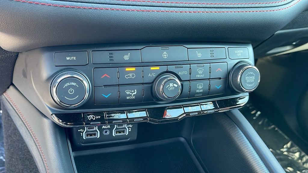 New 2024 Dodge Durango GT image 22