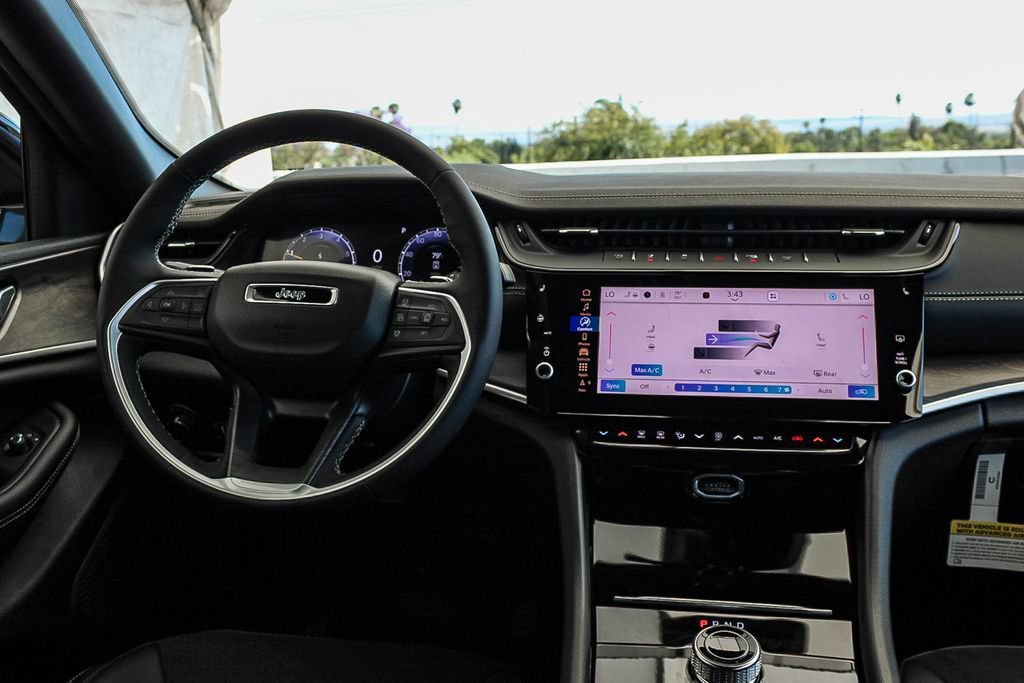 New 2026 Jeep Grand Cherokee Altitude RWD image 14