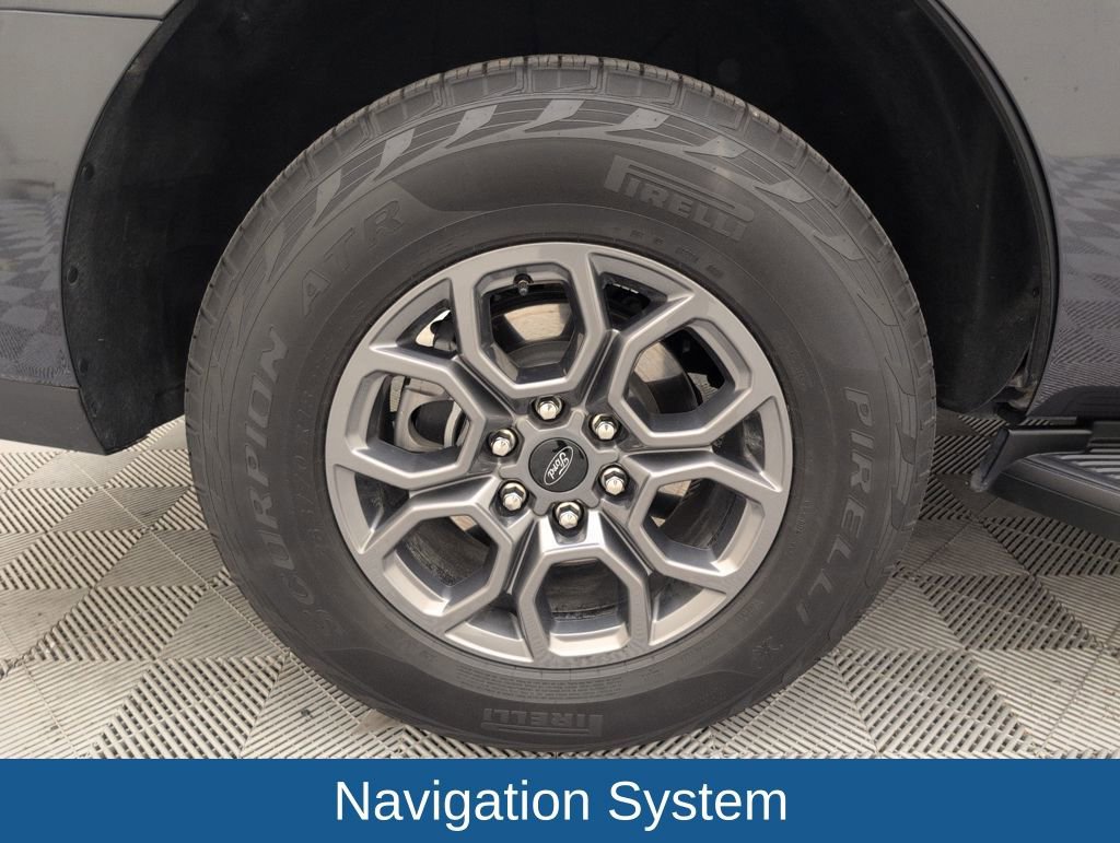 Certified 2025 Ford Expedition Active image 18