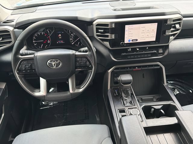Used 2022 Toyota Tundra SR5 w/ SR5 Convenience Package AWD/4WD image 24