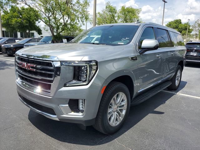 Used 2024 GMC Yukon XL SLT w/ SLT Luxury Package RWD video 2