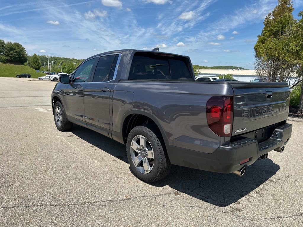 Certified 2025 Honda Ridgeline RTL image 5