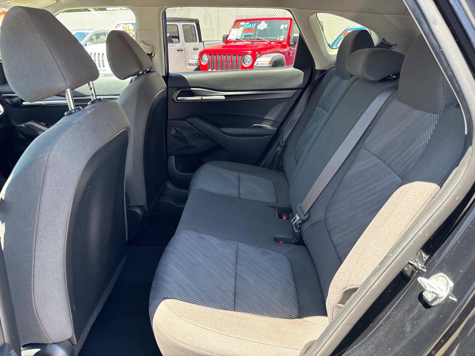 Used 2021 Kia Seltos LX image 12