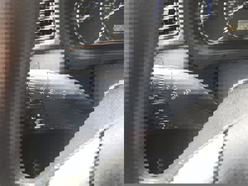 Used 2012 Subaru Forester 2.5X Premium w/ Popular Pkg 3 image 18