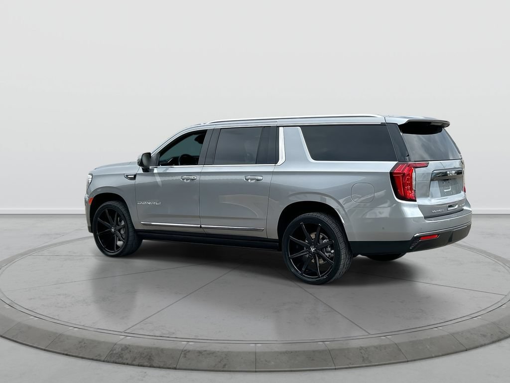 Used 2024 GMC Yukon XL Denali Ultimate AWD/4WD image 6