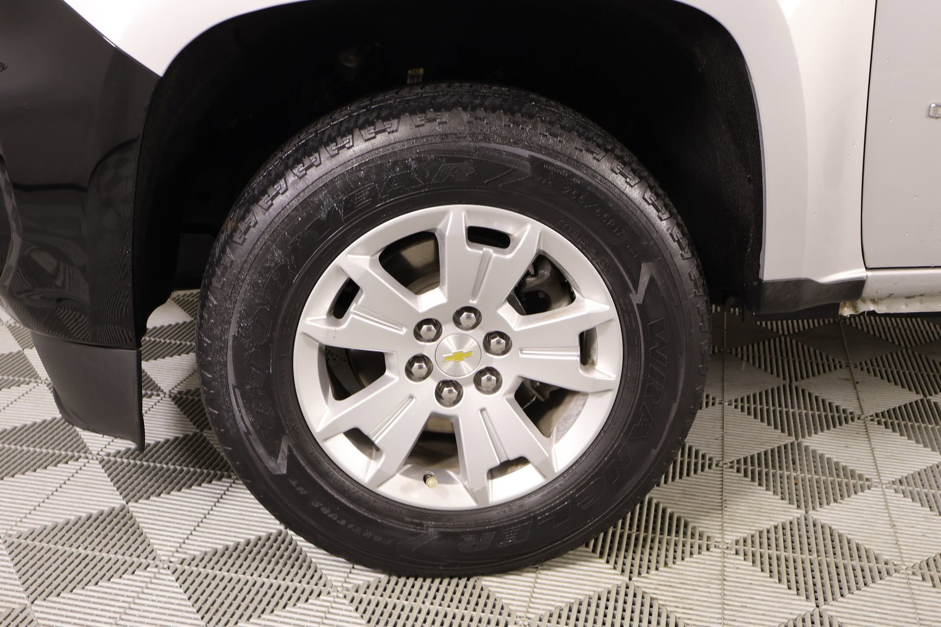 Used 2022 Chevrolet Colorado LT w/ Fleet Safety Package image 16