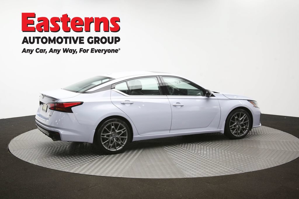 Used 2023 Nissan Altima 2.0 SR FWD image 44