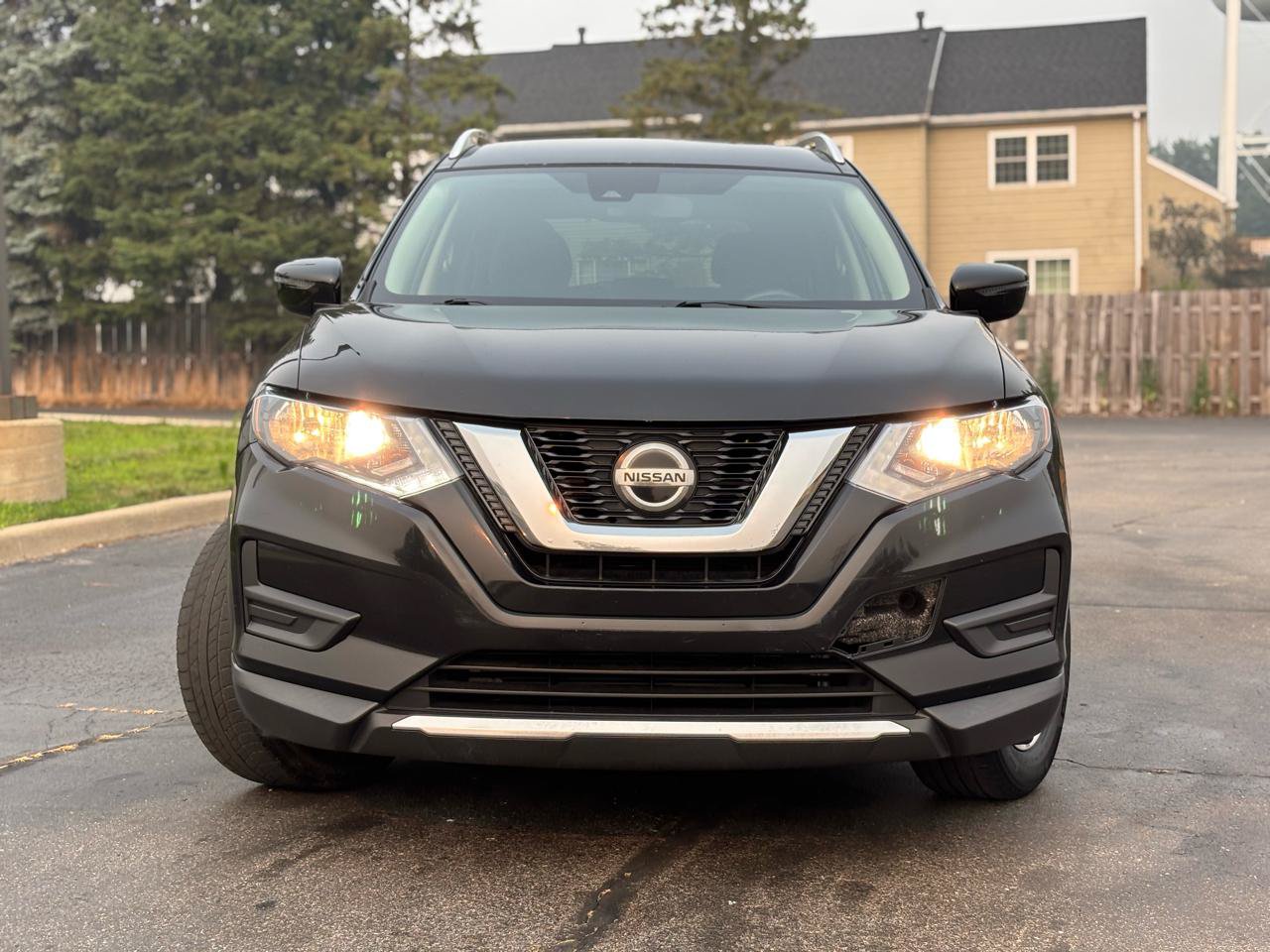Used 2019 Nissan Rogue SV AWD/4WD image 13