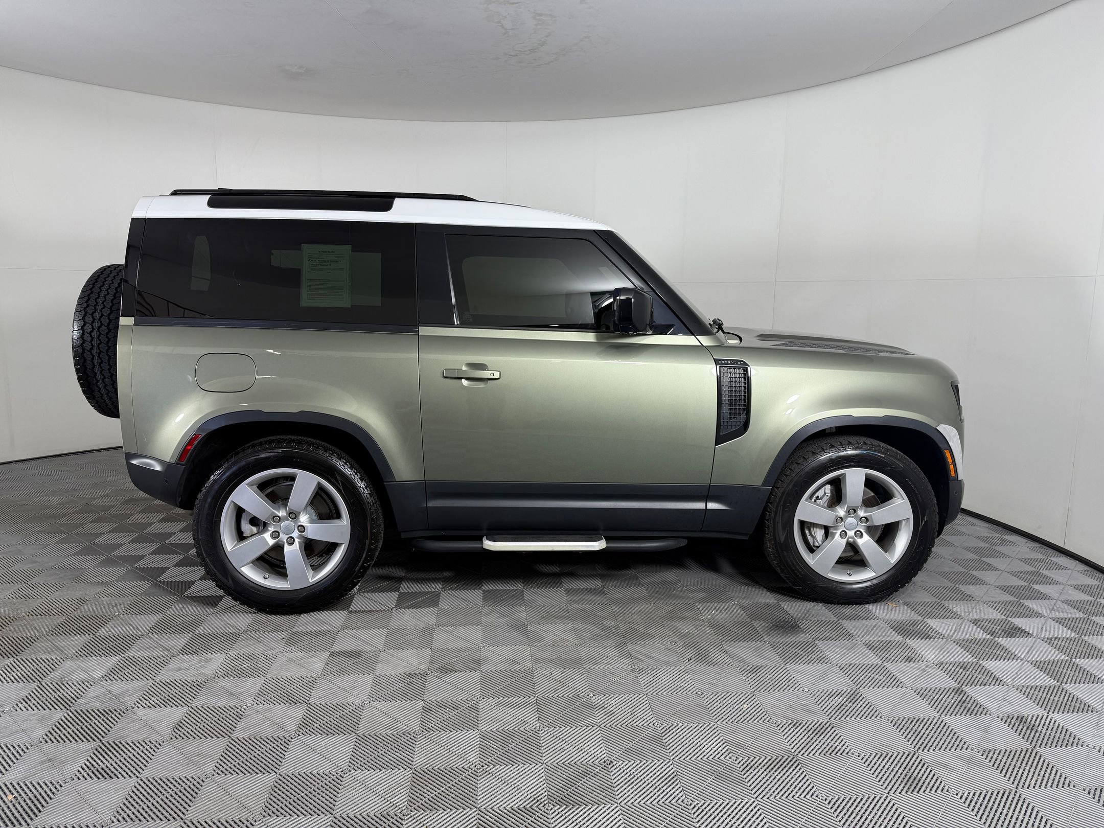 Certified 2021 Land Rover Defender 90 First Edition image 8