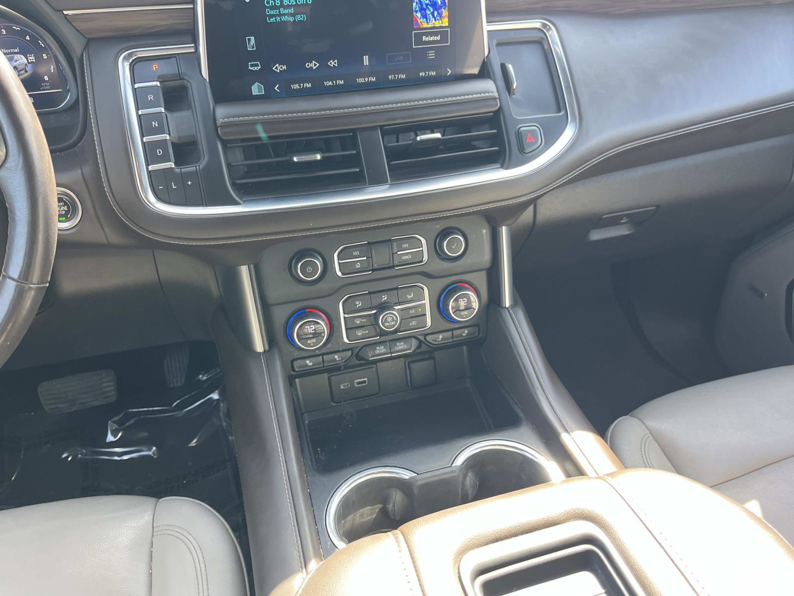 Used 2022 Chevrolet Tahoe LT w/ Luxury Package AWD/4WD image 19