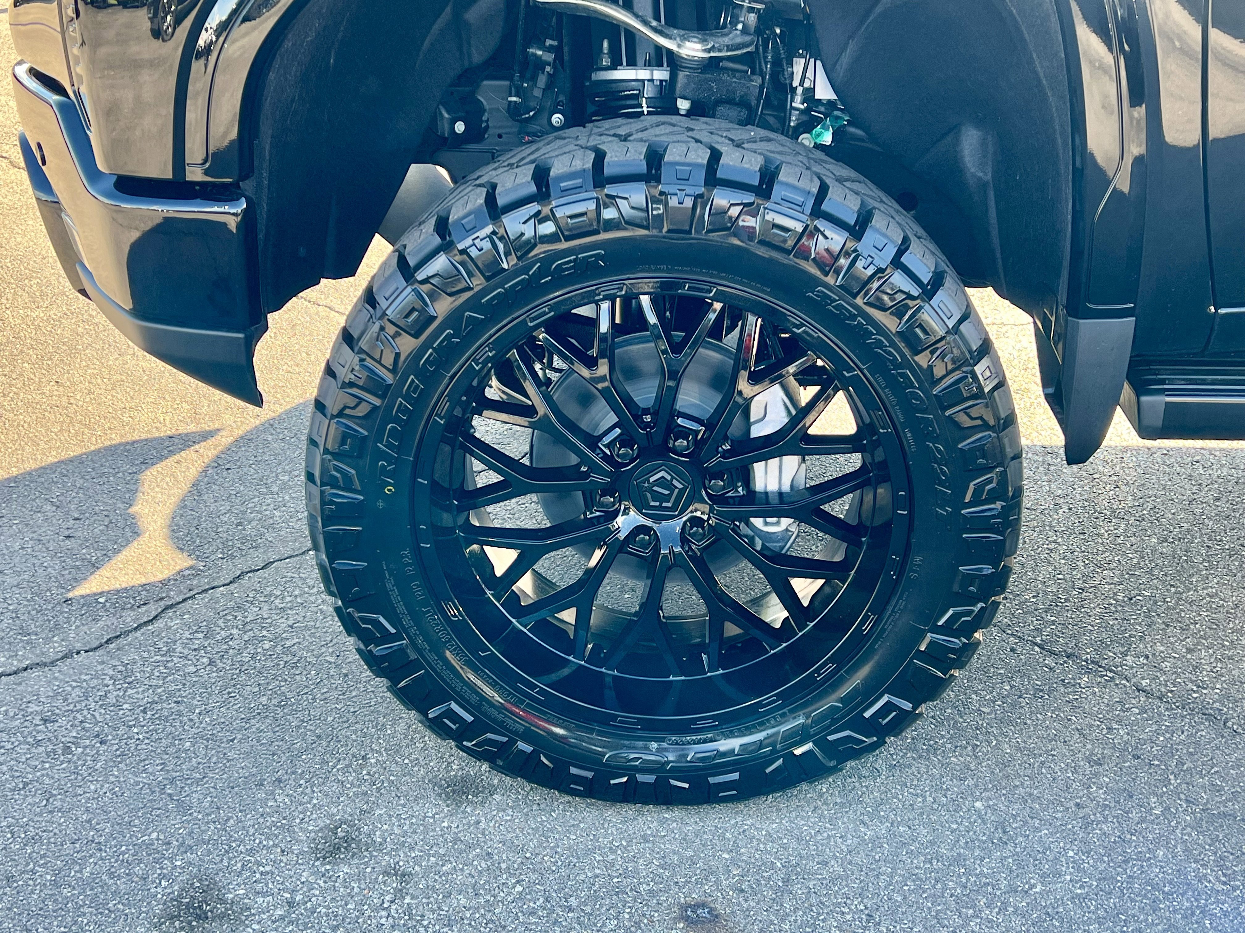 New 2026 GMC Sierra 1500 Denali w/ Denali Reserve Package image 7