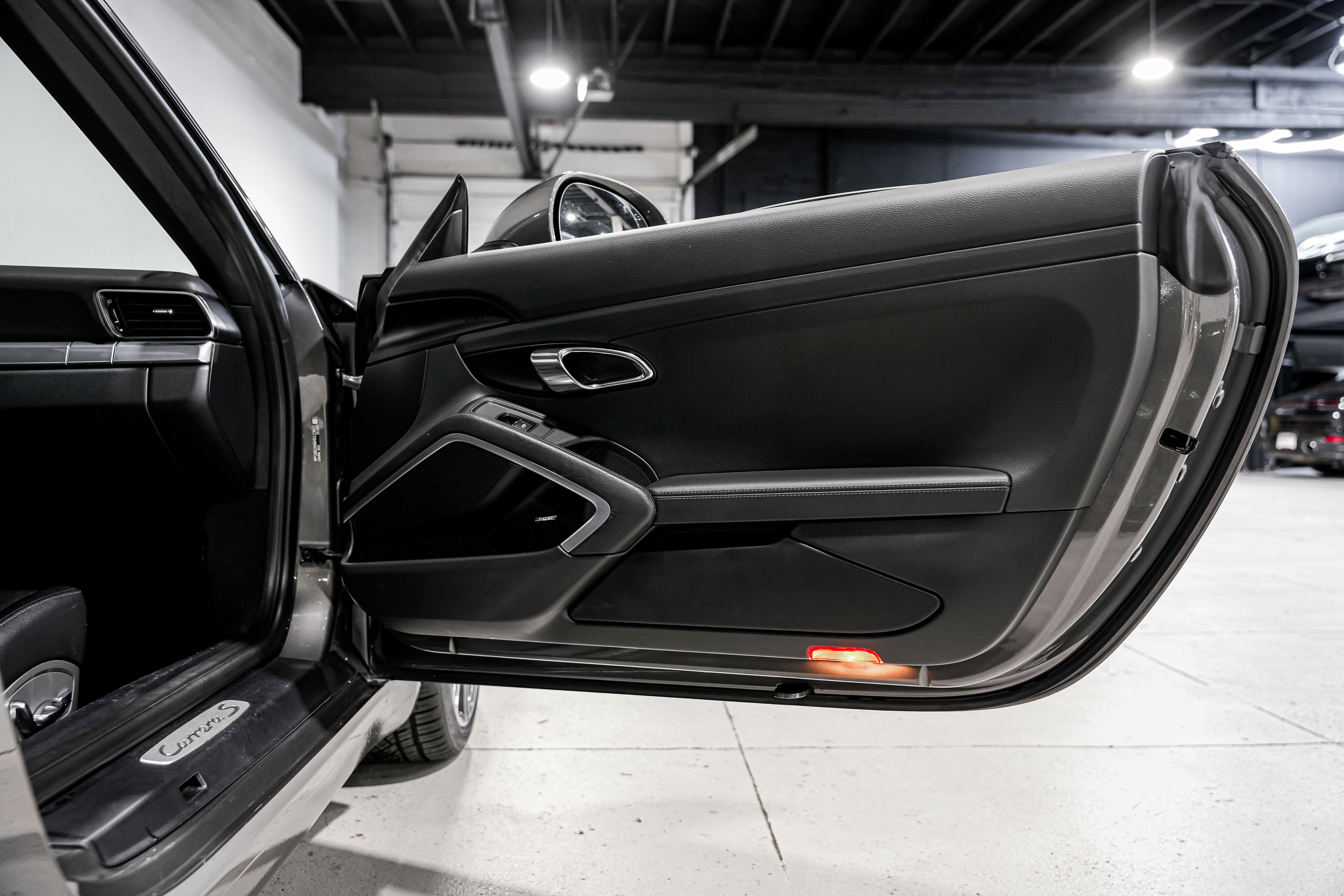 Used 2017 Porsche 911 Carrera S image 23