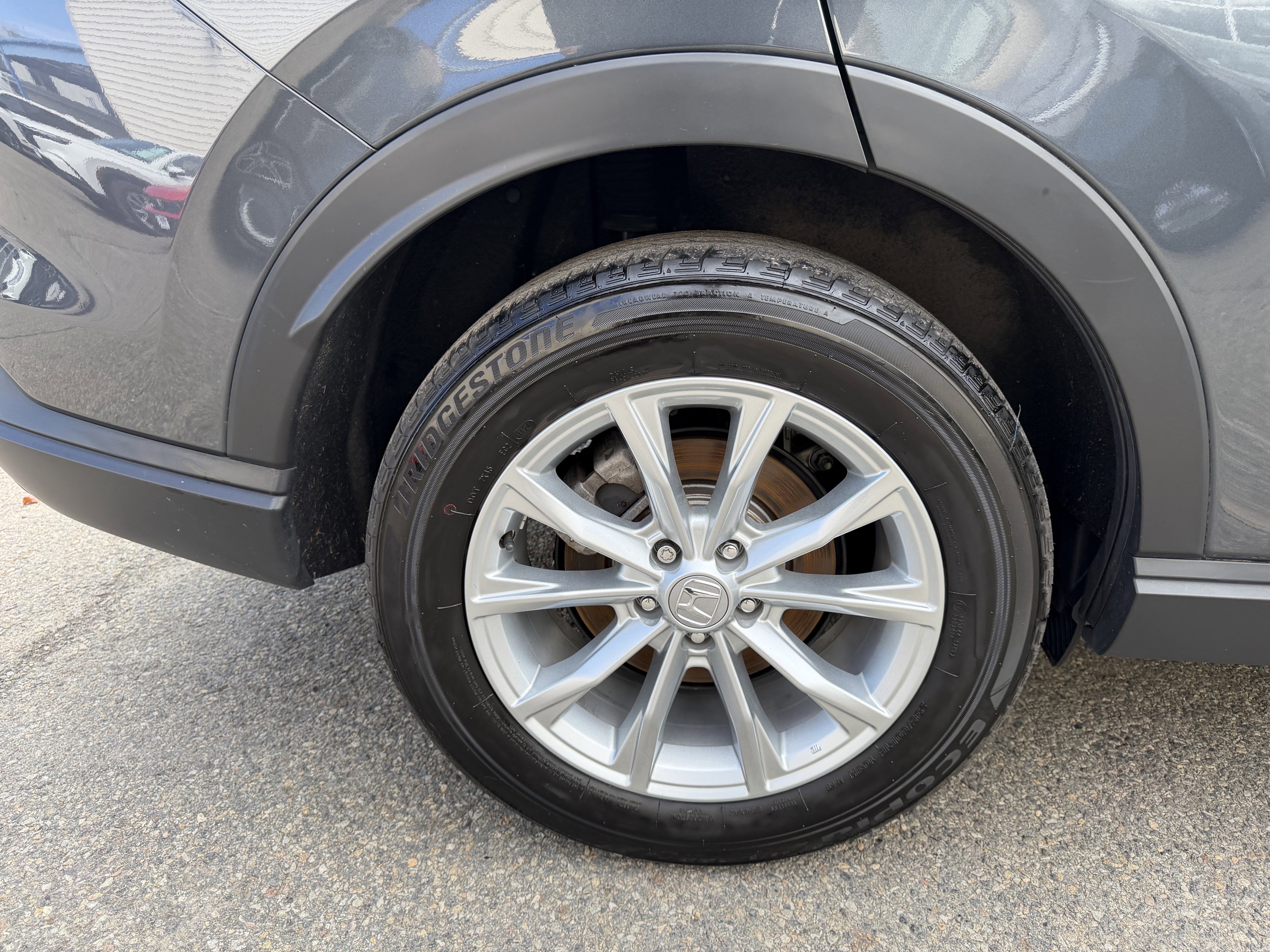 Used 2025 Honda CR-V EX image 9