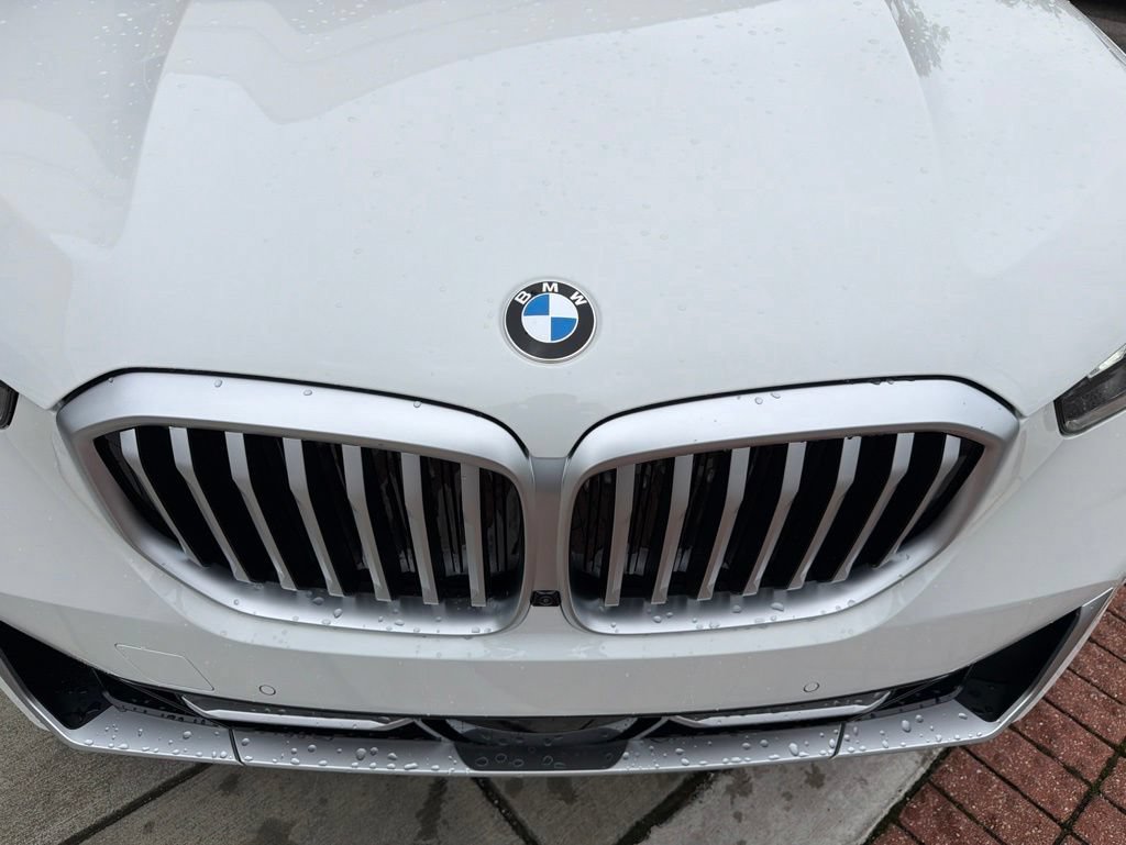 New 2026 BMW X5 sDrive40i w/ Climate Comfort Package RWD image 12